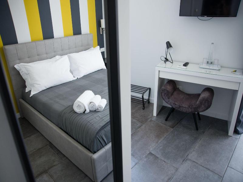 B&B BaRock image