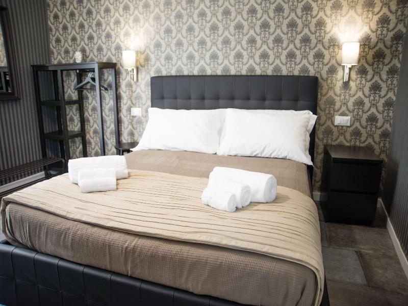 B&B BaRock image