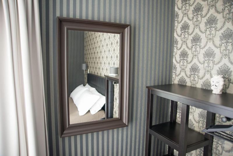 B&B BaRock image