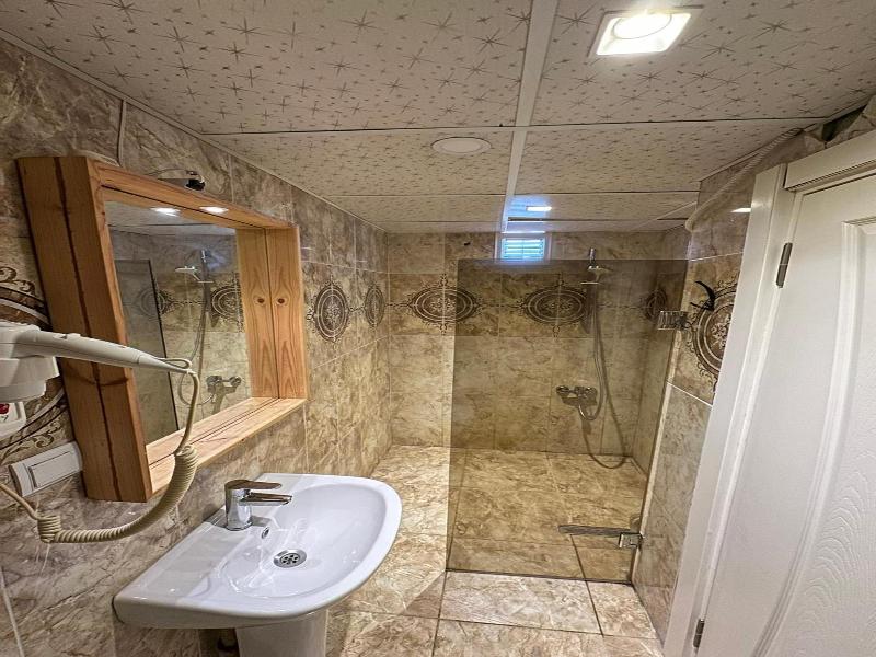 Hotel Alyans image