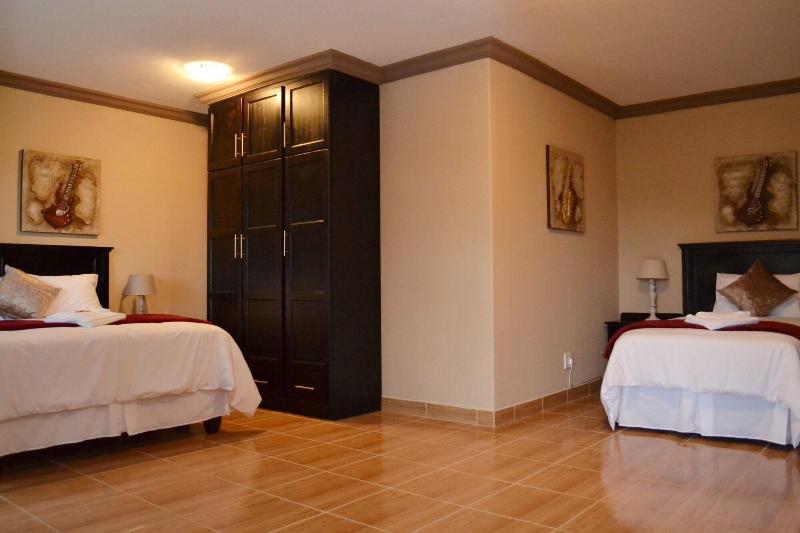 B At Home Guesthouse Piet Retief