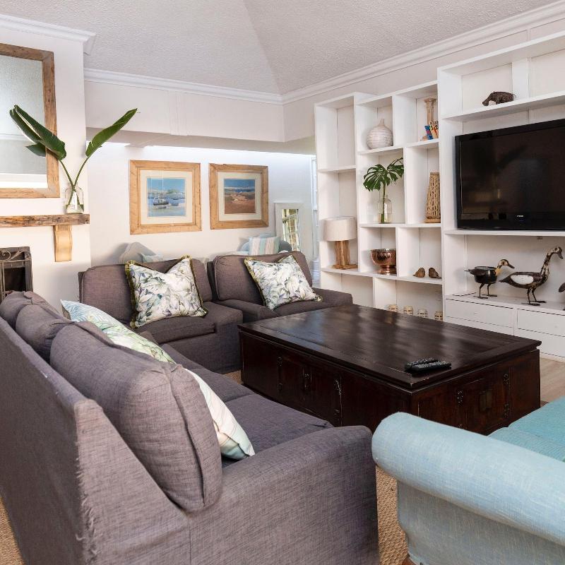 Ballantynes Lodge image