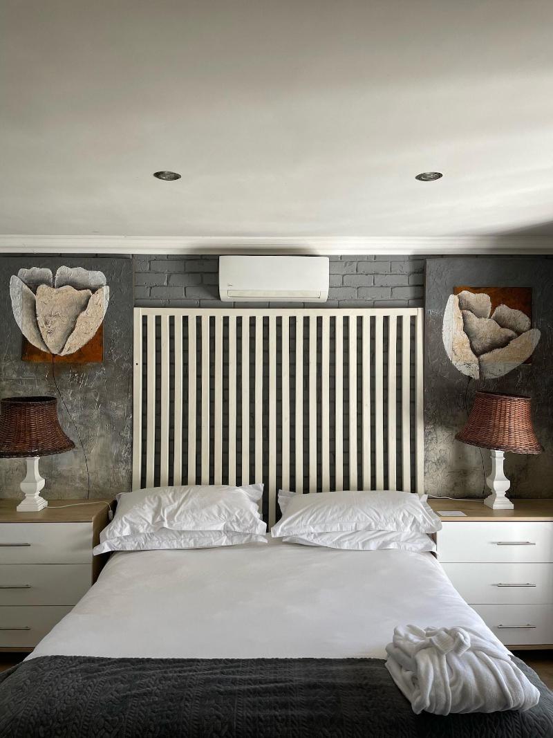 Ballantynes Lodge image