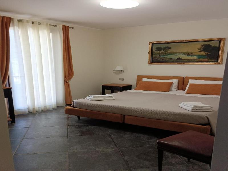 Hotel La Cavalera image