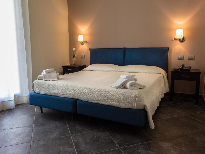 Hotel La Cavalera image