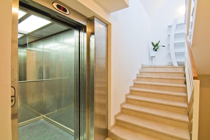 Laura Lux Suites image