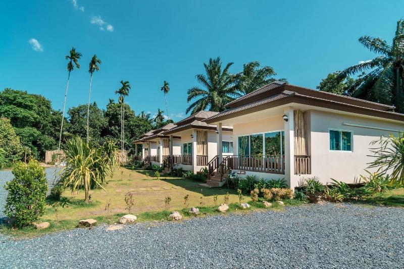 Lay Back Villa image
