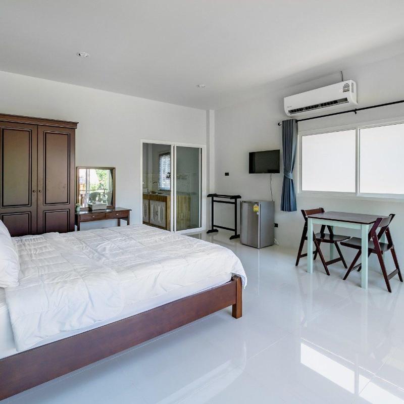 Lay Back Villa image