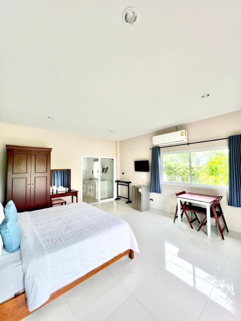 Lay Back Villa image