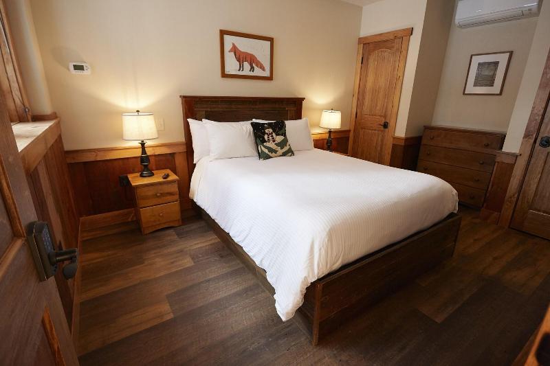 Seesaw's Lodge image