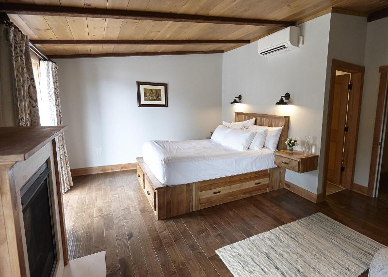 Seesaw's Lodge image