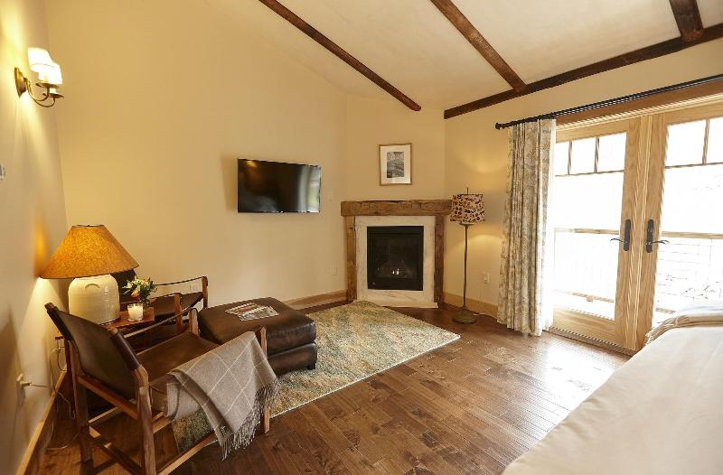 Seesaw's Lodge image