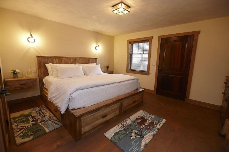 Seesaw's Lodge image