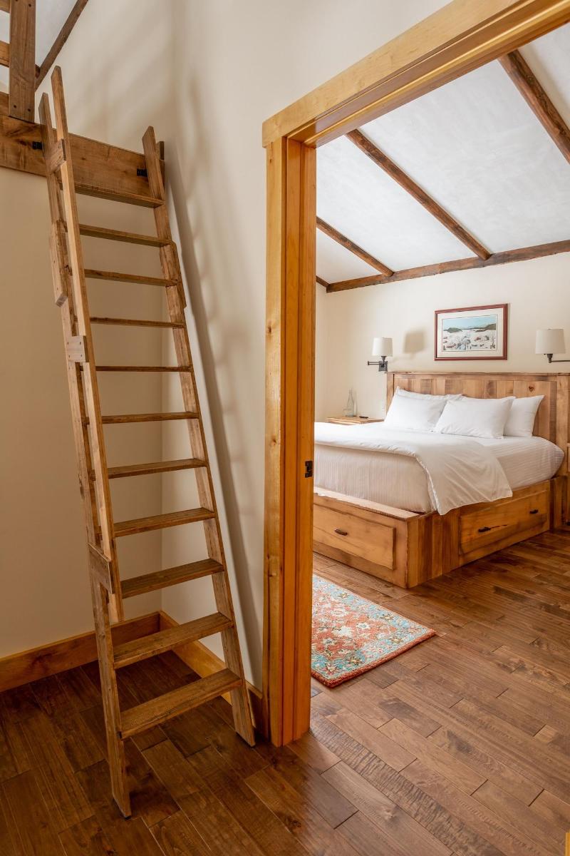 Seesaw's Lodge image