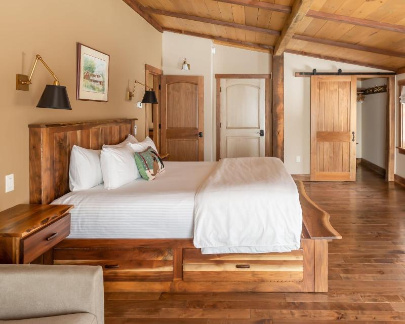 Seesaw's Lodge image