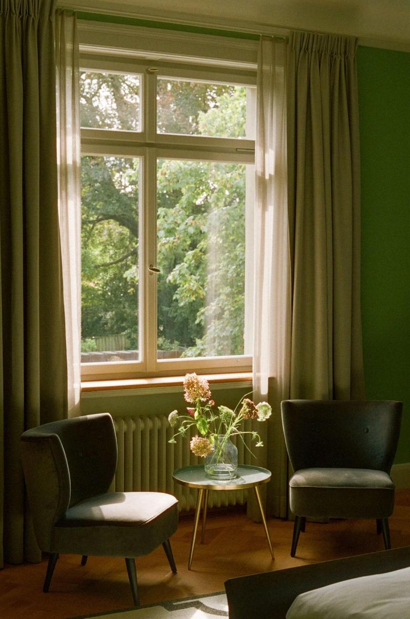 Signau House & Garden image