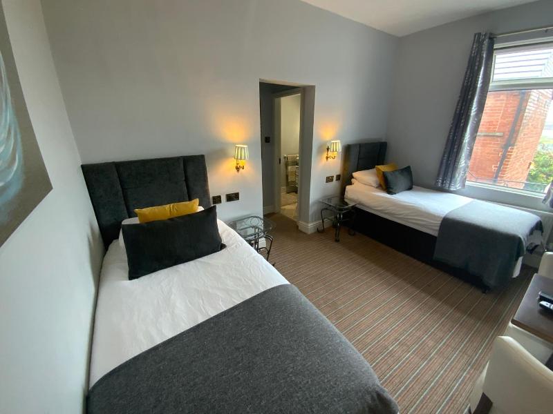 Wheldale Hotel image