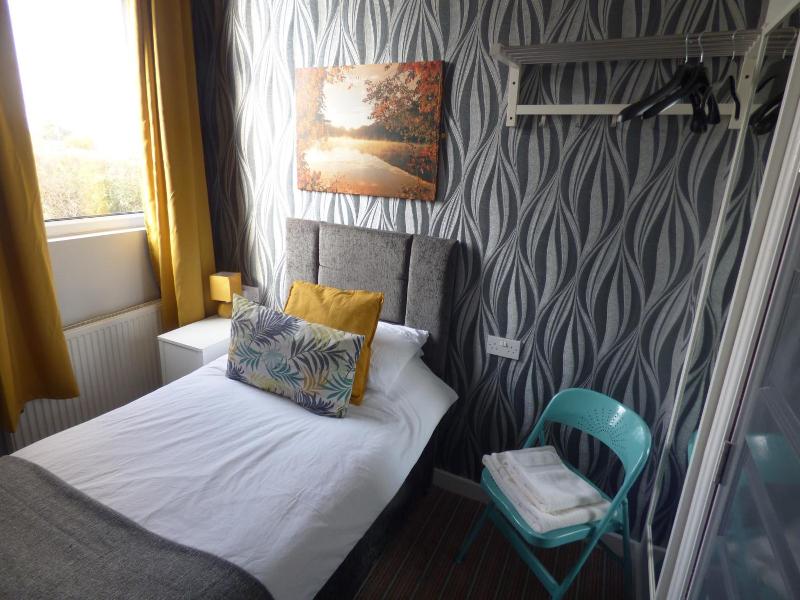 Wheldale Hotel image
