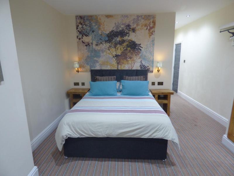 Wheldale Hotel image