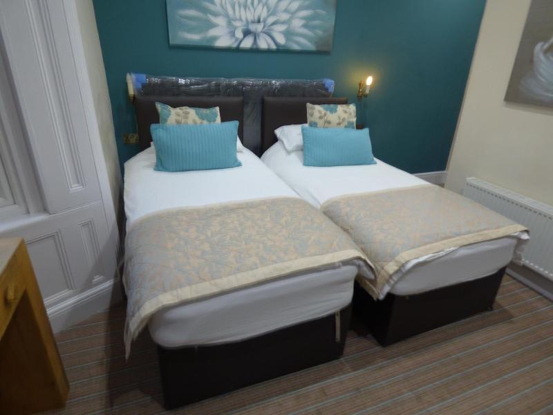 Wheldale Hotel image
