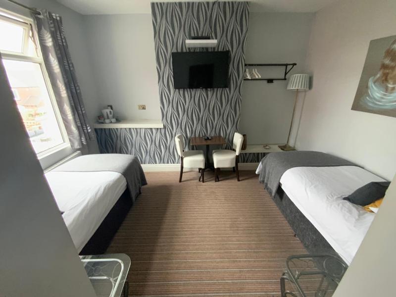 Wheldale Hotel image