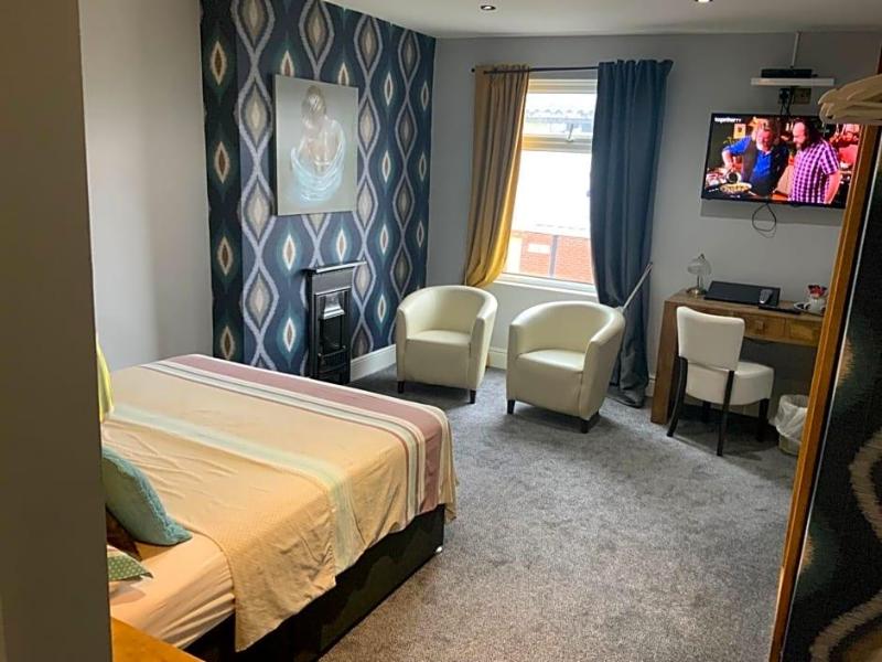 Wheldale Hotel image