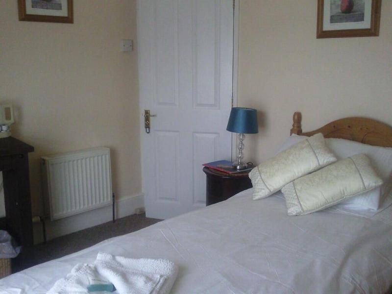 Whitecliff View image