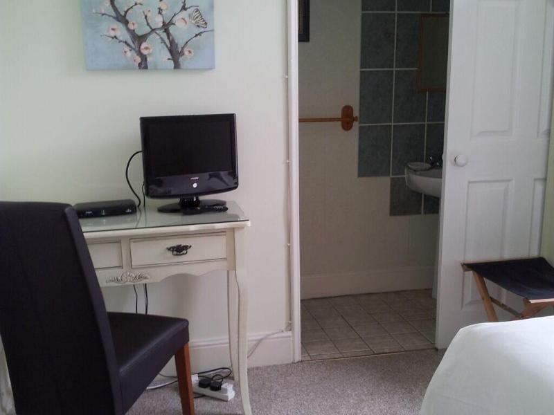 Whitecliff View image