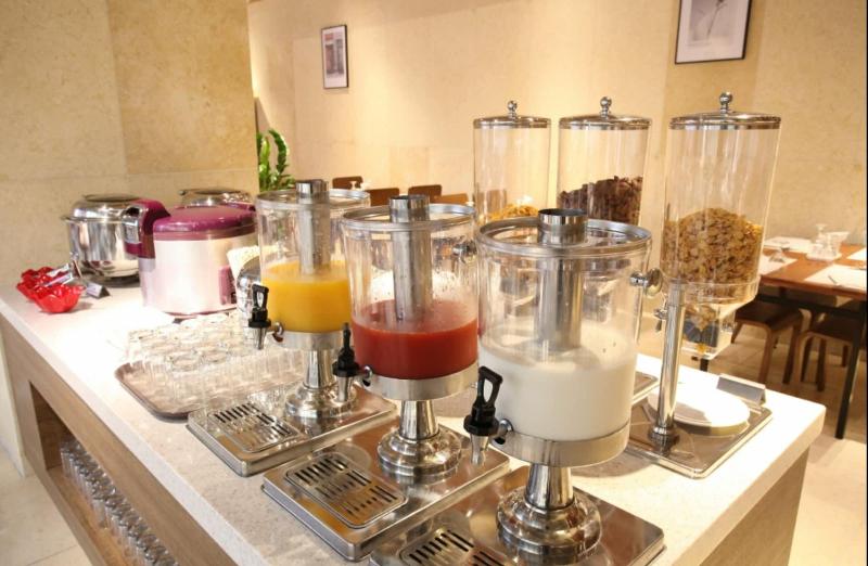 Yeoubi Hotel image