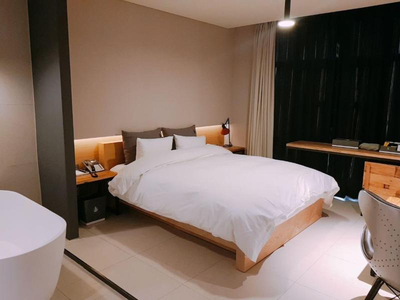 Yeoubi Hotel image
