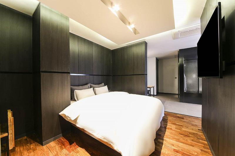 Yeoubi Hotel image