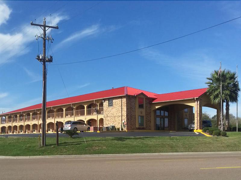 Chaparral Motel image