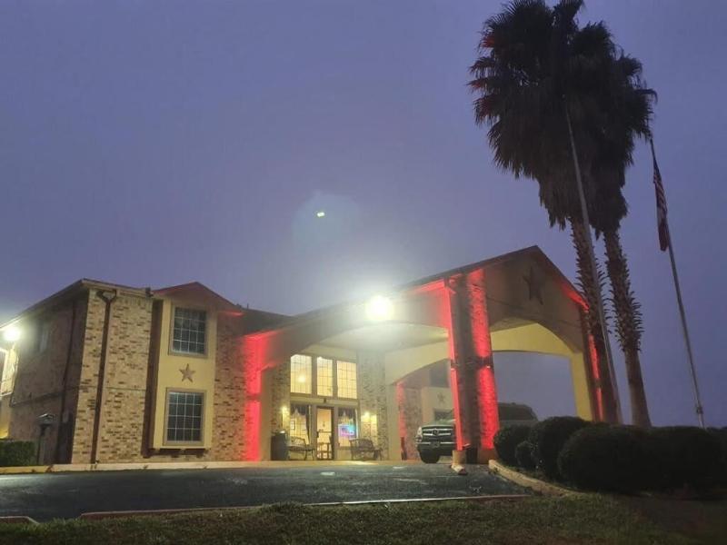 Chaparral Motel image