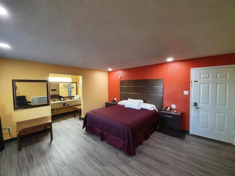 Chaparral Motel image
