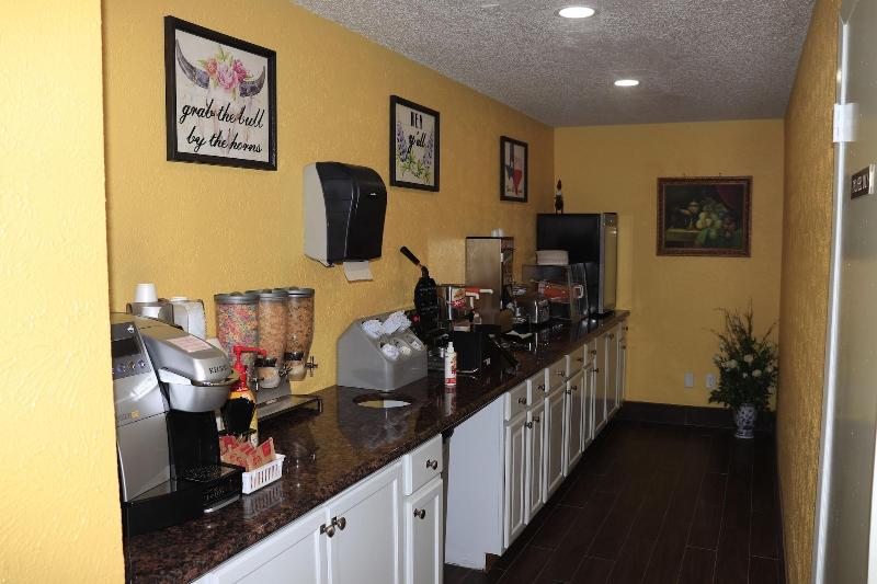 Chaparral Motel image
