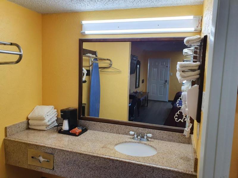 Chaparral Motel image