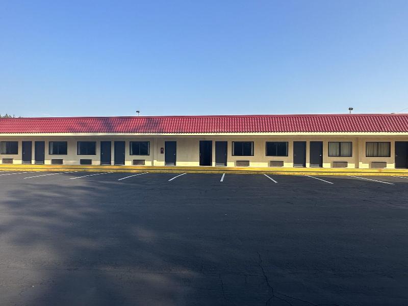 Timberland Inn & Suites image