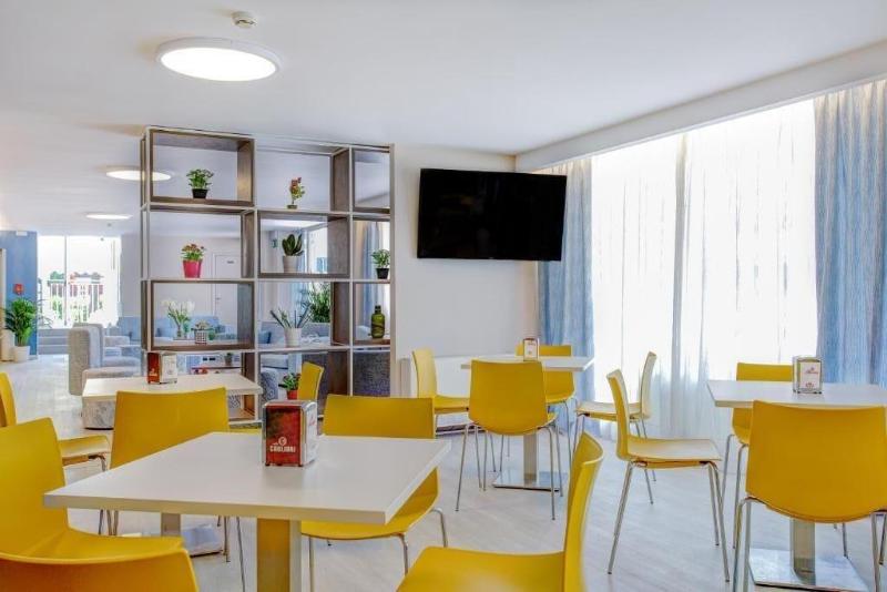Hotel Ervill image