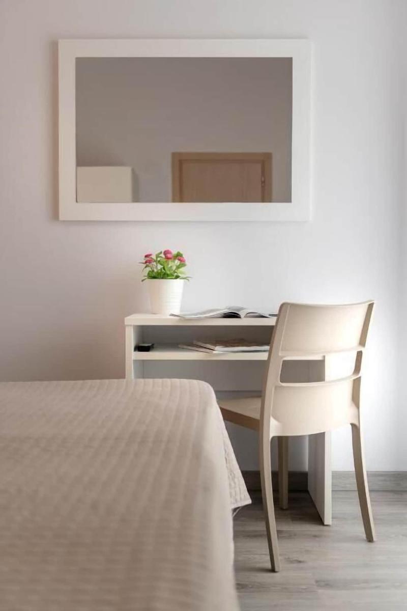 Hotel Ervill image