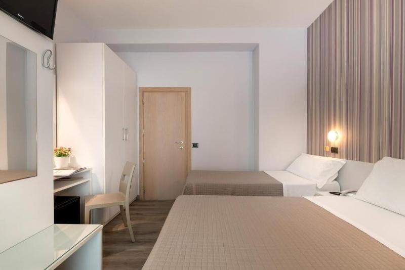 Hotel Ervill image