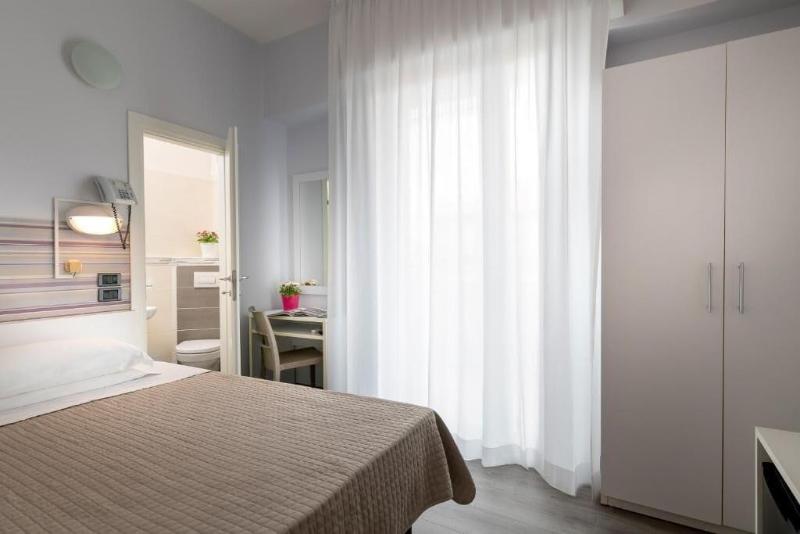 Hotel Ervill image