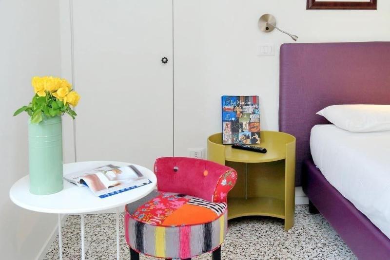 Guest House Viaroma image