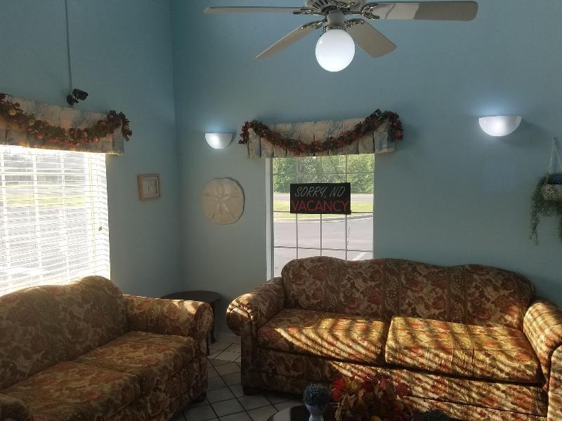 Key West Inn - Clanton