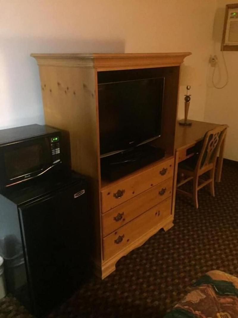 Luxury Inn & Suites image