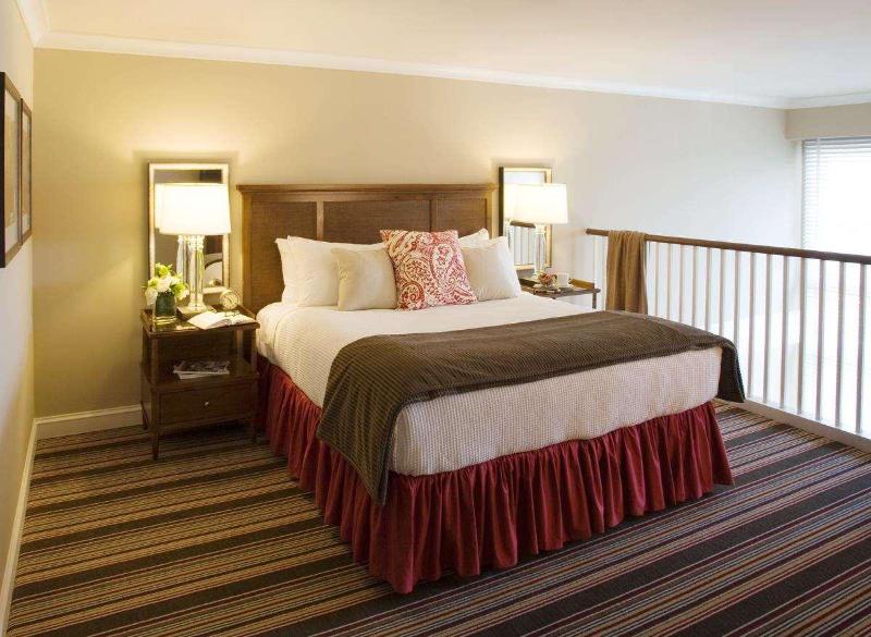 Inn By The Sea image