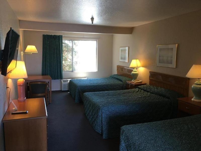 Applegate Inn image