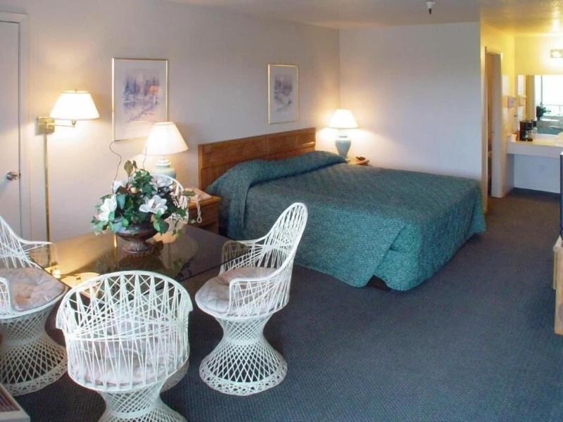 Applegate Inn image