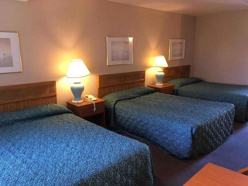 Applegate Inn image
