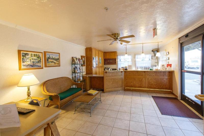 Murphys Inn Motel image