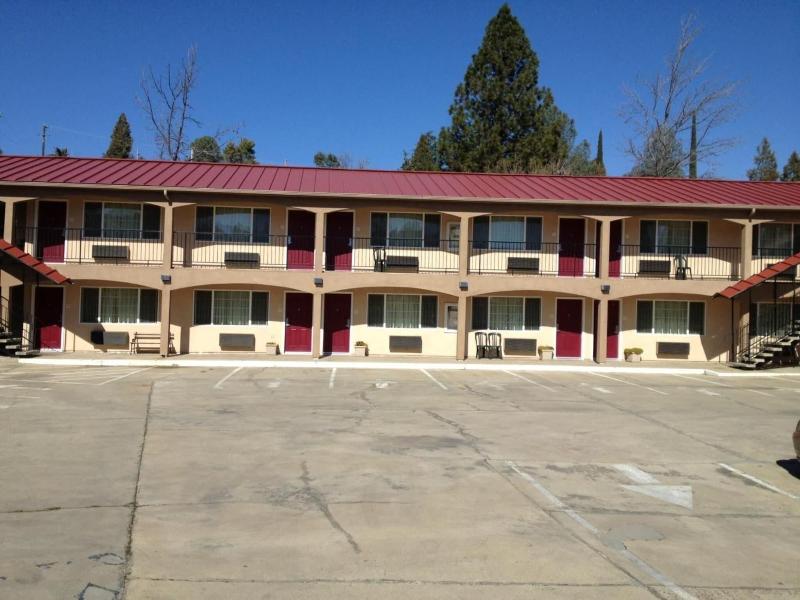 Yosemite Inn image
